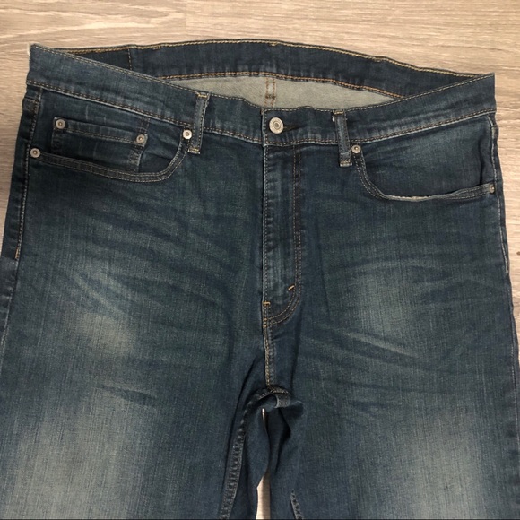 ๐ฅ๐๐๐ฃ๐๐๐ Levi's 559 Relaxed Straight jeans - size 38 - Picture 2 of 9
